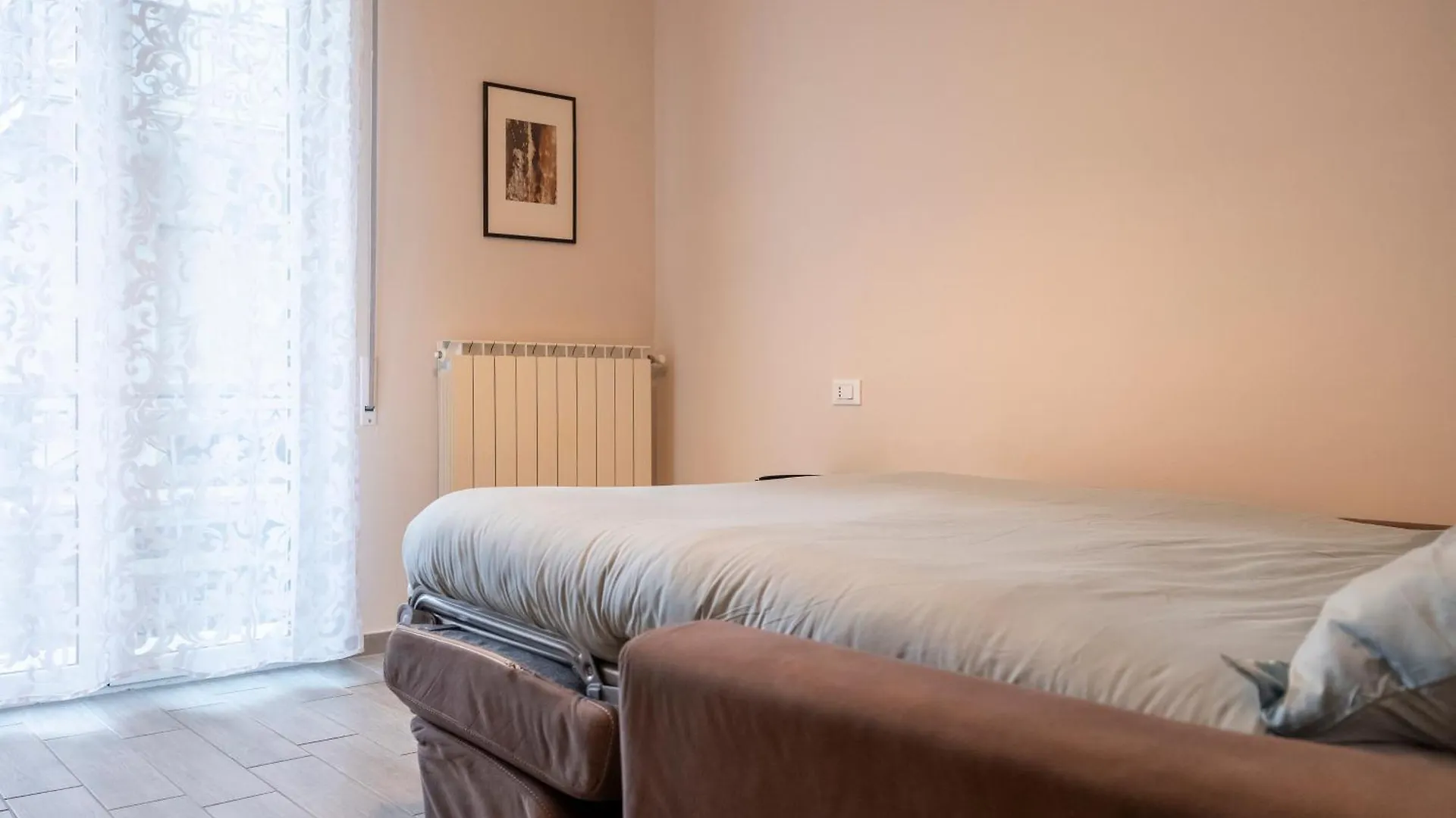 Apartment Al Numero 6, Trilocale Luminoso E Accogliente A Pochi Passi Dal Mare Alassio