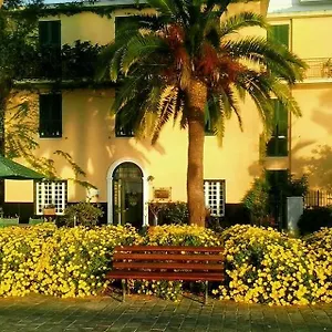 Beau Rivage Hotel