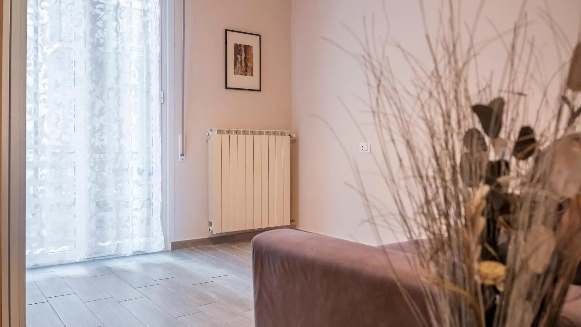 Al Numero 6, Trilocale Luminoso E Accogliente A Pochi Passi Dal Mare Alassio Apartmán